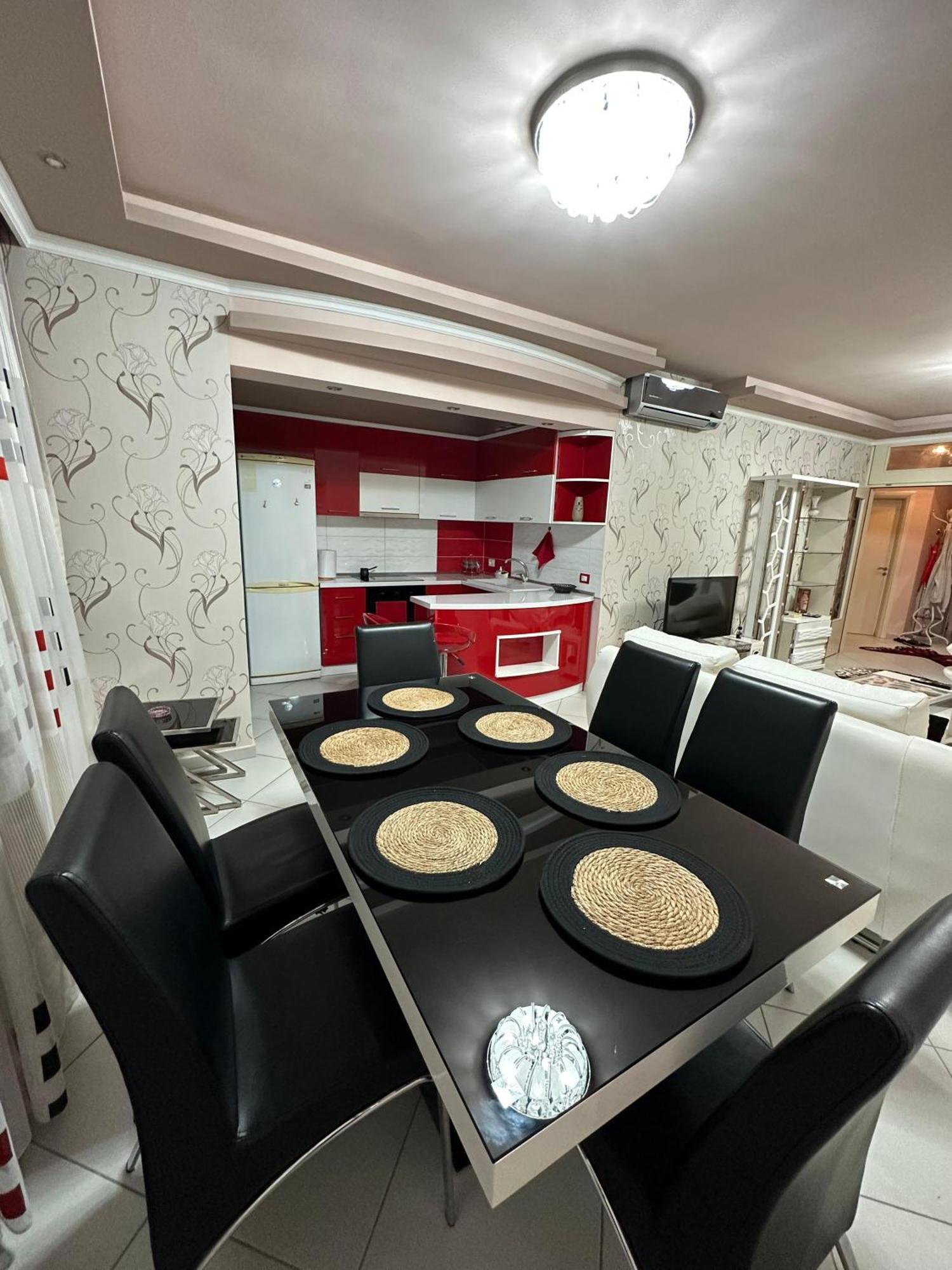 Amy'S Luxury Appartment Shkoder Room photo