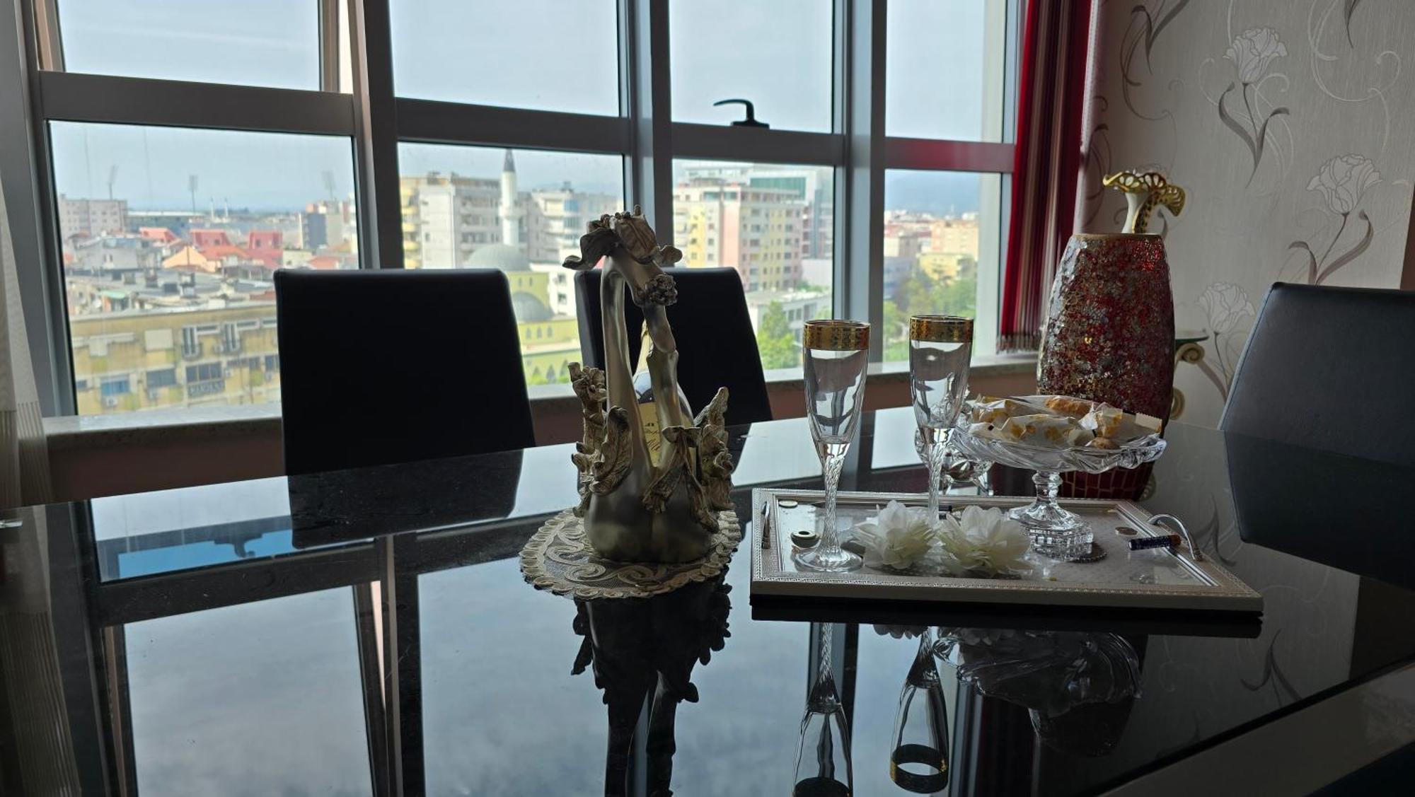 Amy'S Luxury Appartment Shkoder Exterior photo