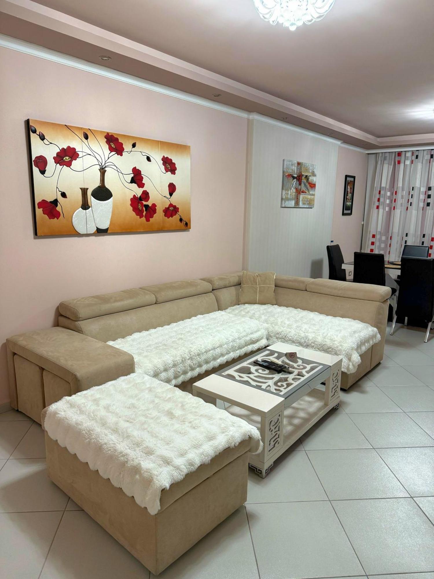 Amy'S Luxury Appartment Shkoder Exterior photo